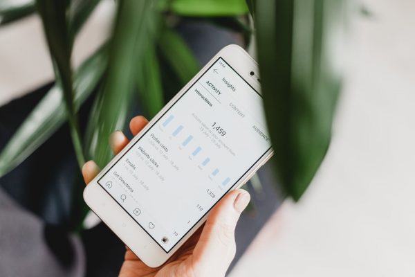 Influenceurs Virtuels Personnalisés
